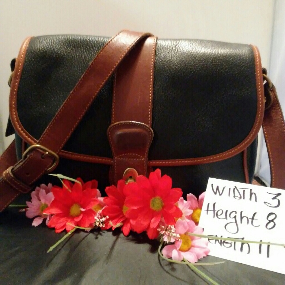 VINTAGE ALL LEATHER COACH PURSE